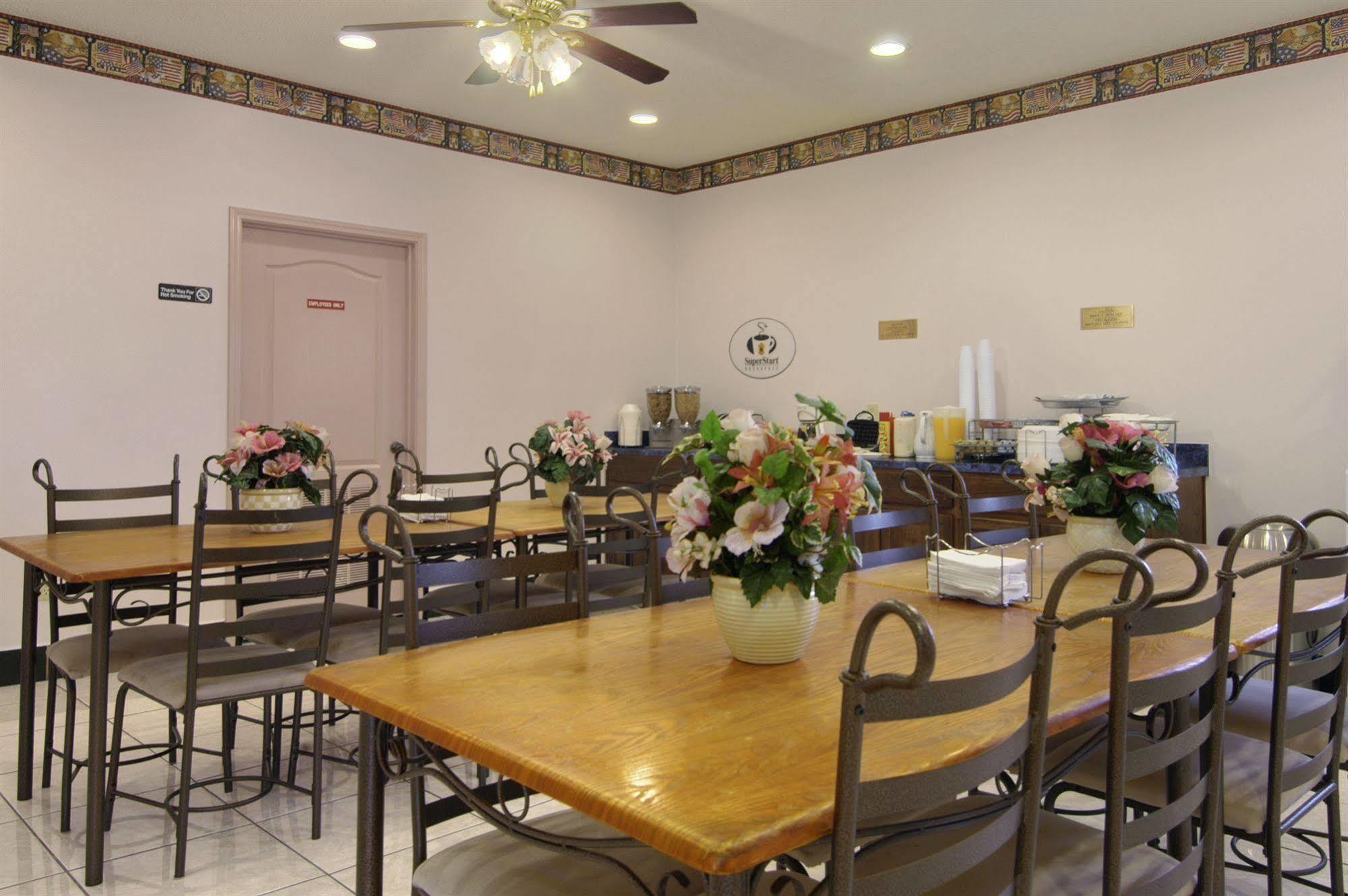 Texas Inn And Suites - Rio Grande Valley Edinburg Esterno foto